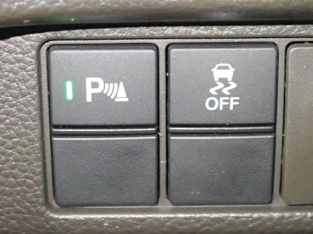 0230024A30261023W00211.jpg