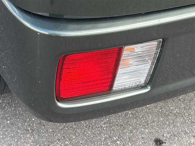0403436A30251027W01117.jpg