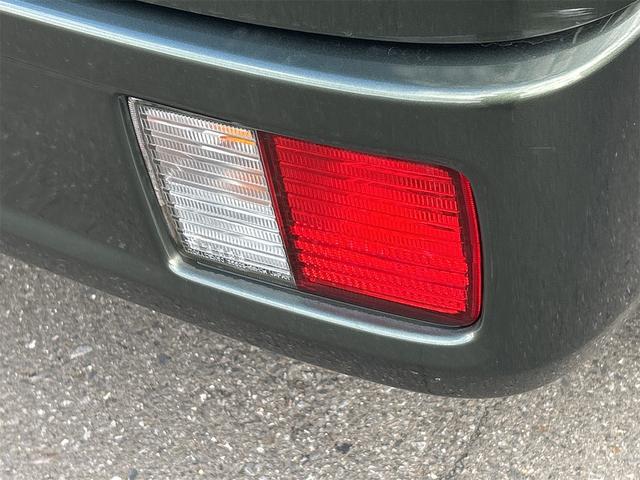 0403436A30251027W01118.jpg