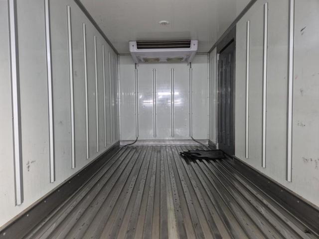 6041001557R17.jpg