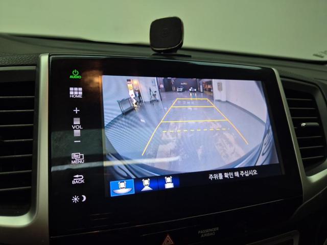 6041002013R15.jpg