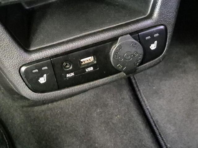 6031502282R15.jpg