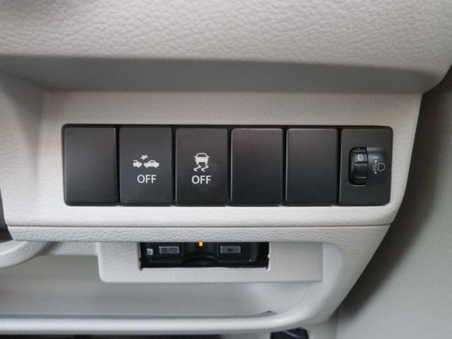 0400418A30261005W00208.jpg
