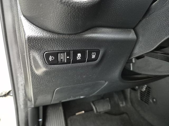 6041001235R17.jpg