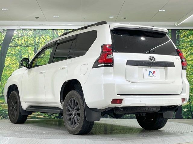 32cde932b7a3a9e2f28172d5a4b09ae9.jpg