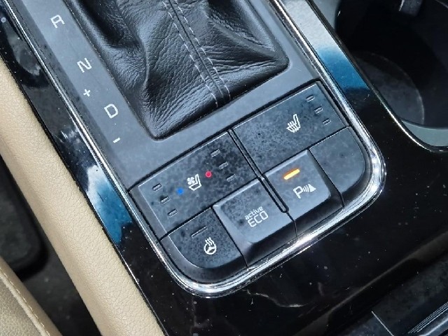 6051000266R17.jpg