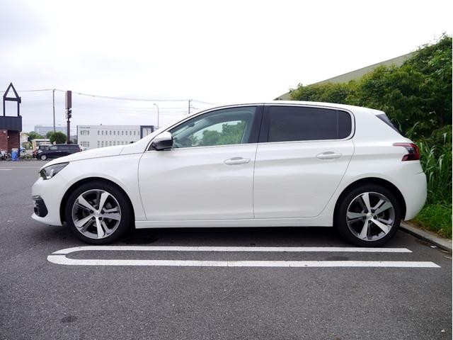 9571836A30260824W00104.jpg