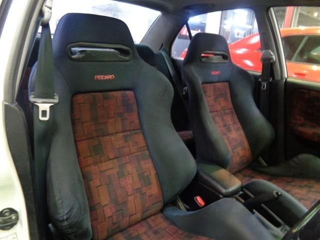 e5f250df597e3e7d23ac8afbba6c735f.jpg