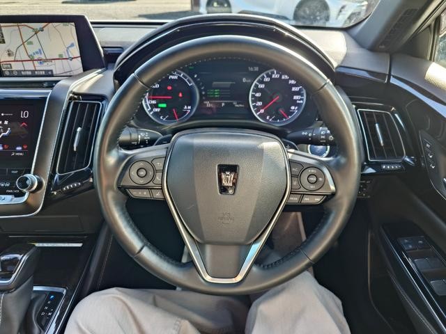0800007A30260829W00213.jpg