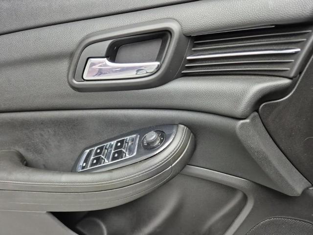 6031000783R18.jpg