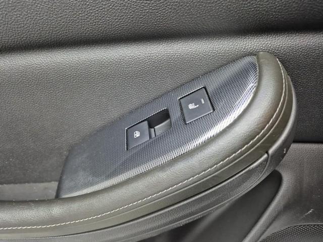 6031000783R19.jpg