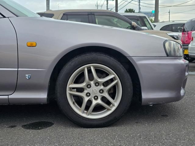 9540151A30260903W00113.jpg
