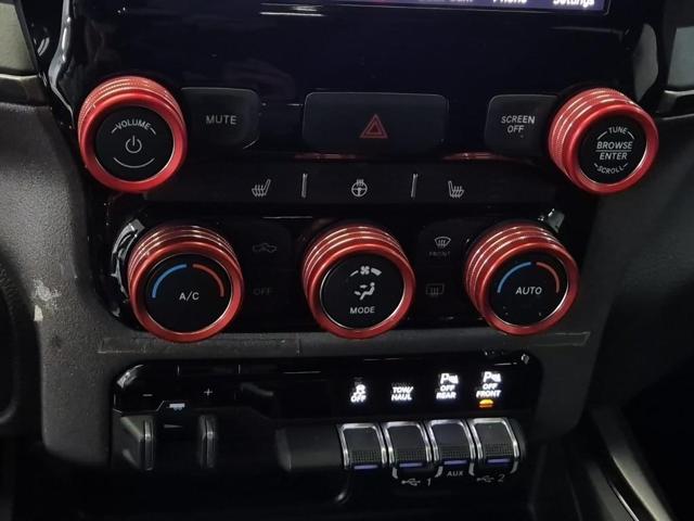 6031502136R19.jpg