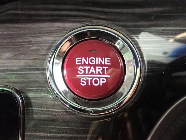 0207791A30261009W00611.jpg