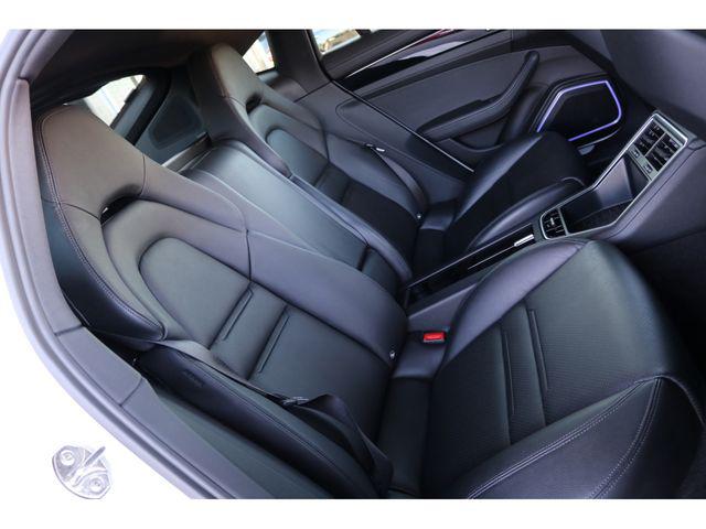0a1f98e91b40bad40aeec1419d129e0c.jpg