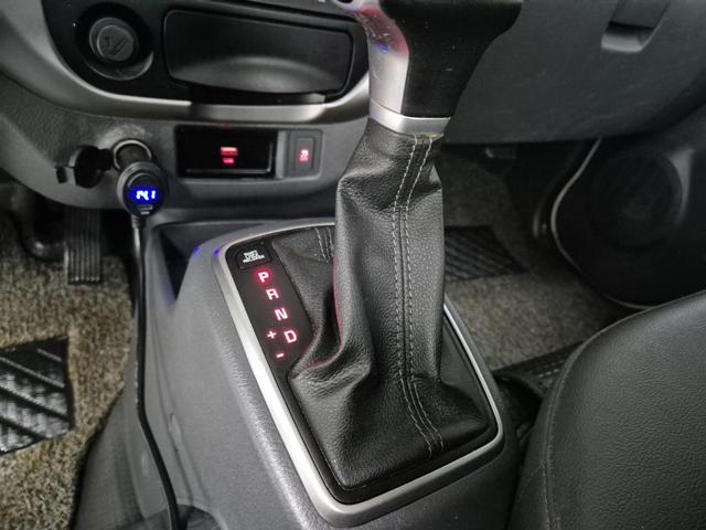 6041000339R7.jpg