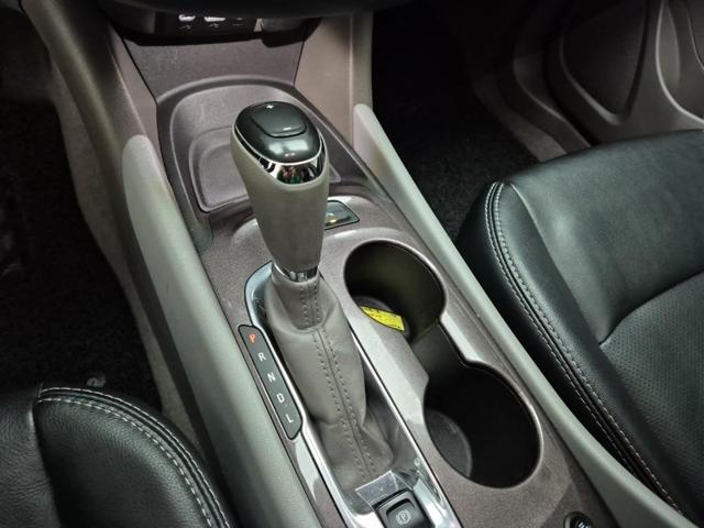 6031000644R8.jpg