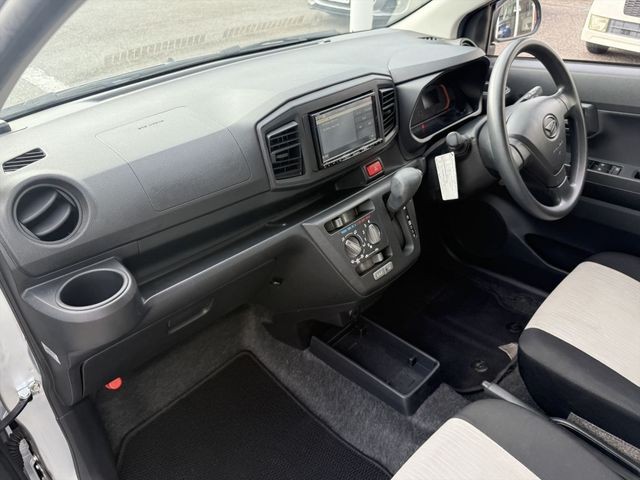70040e38464bfcbc5fe35431aec7a052.jpg