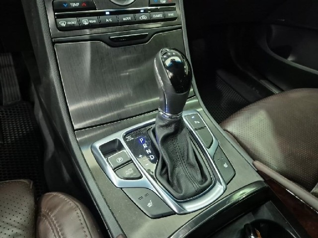 6081000408R8.jpg