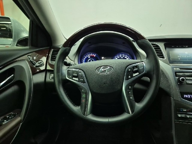 6081000408R9.jpg