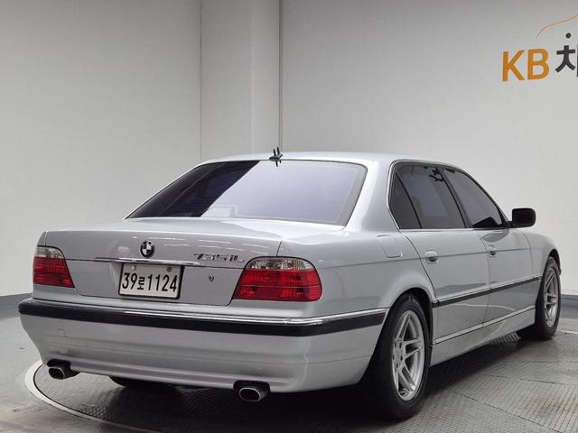 5111003046R3.jpg