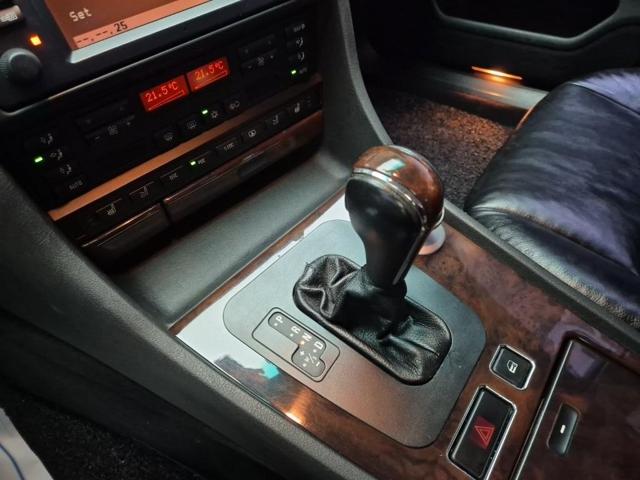 5111003046R8.jpg