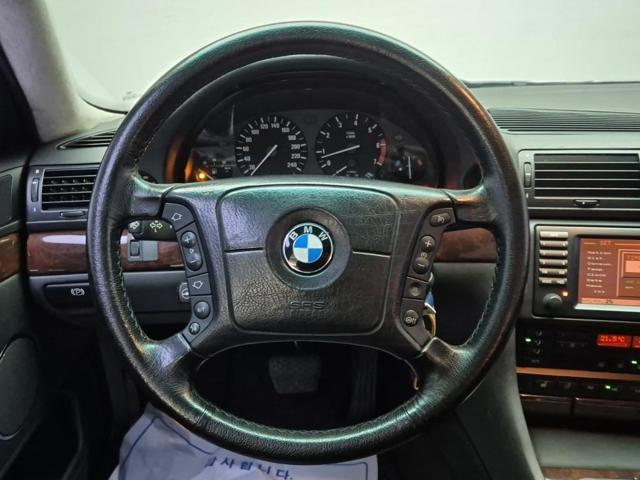 5111003046R9.jpg