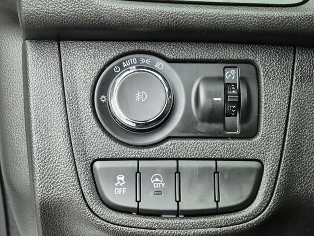 5111002853R16.jpg