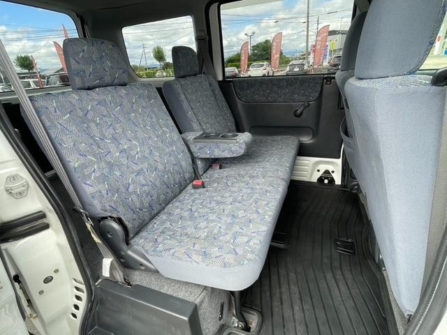 0901194A30260903W00217.jpg
