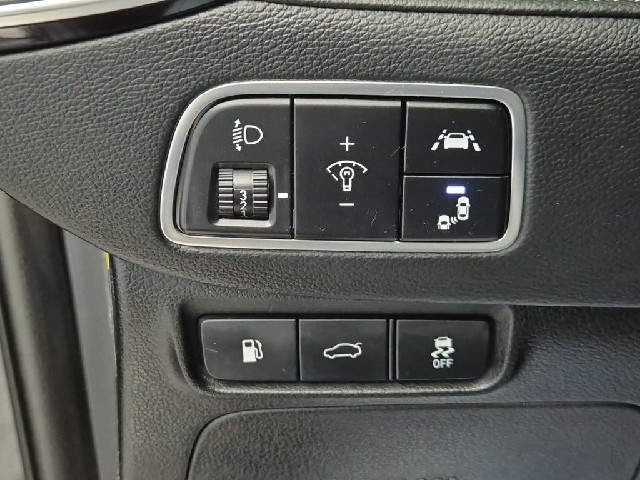 6071501686R17.jpg