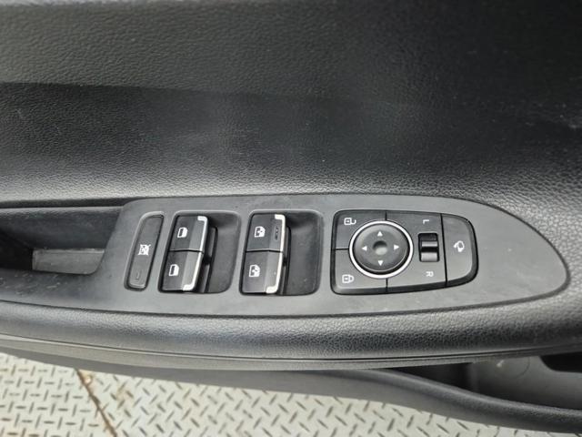 5121000976R18.jpg