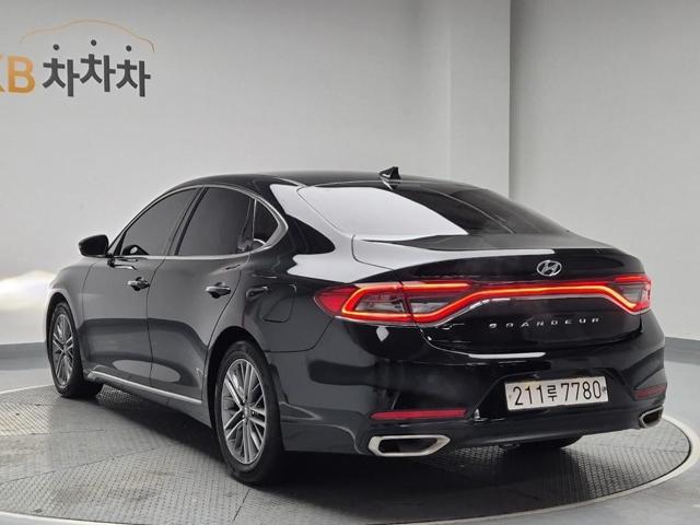 5121000976R2.jpg