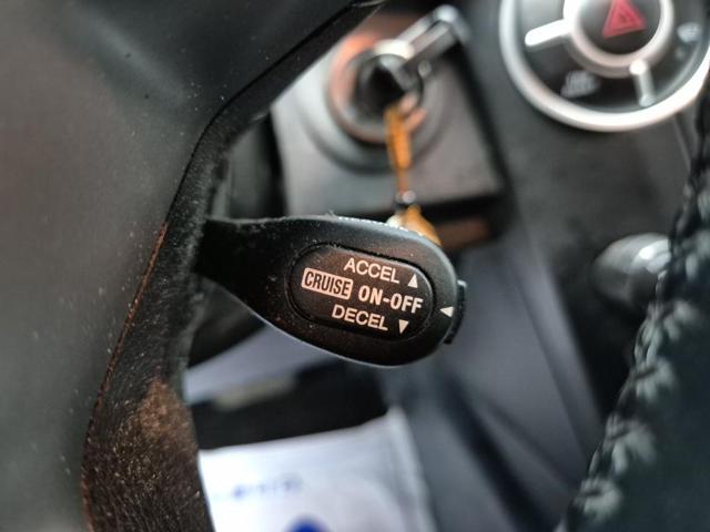 6011000597R15.jpg