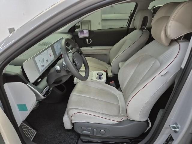 6081500647R11.jpg