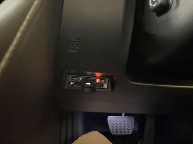 e4e09601004c9ee31ac4f80f2e3f42e4.jpg