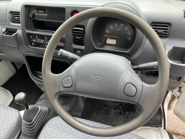 9900084A30260903W00116.jpg