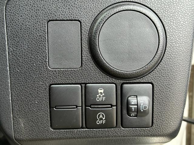 0403511A30261009W00419.jpg