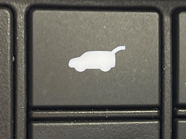 b10d9dc3d186e0d69bfdf0d5be878947.jpg