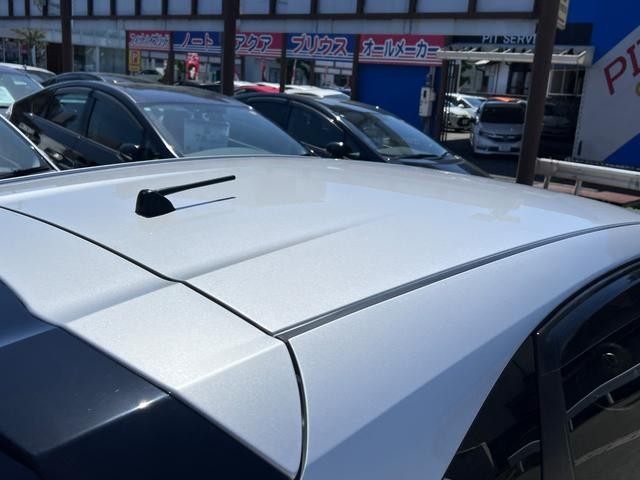 0706195A30260512W00118.jpg