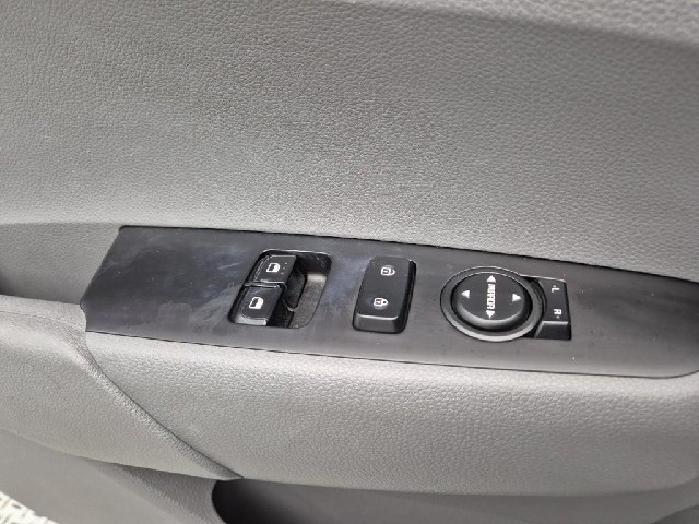 6061000652R15.jpg