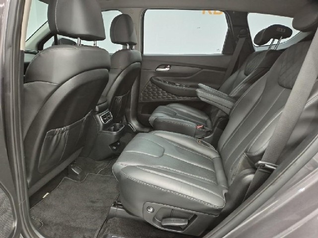 6081000983R12.jpg