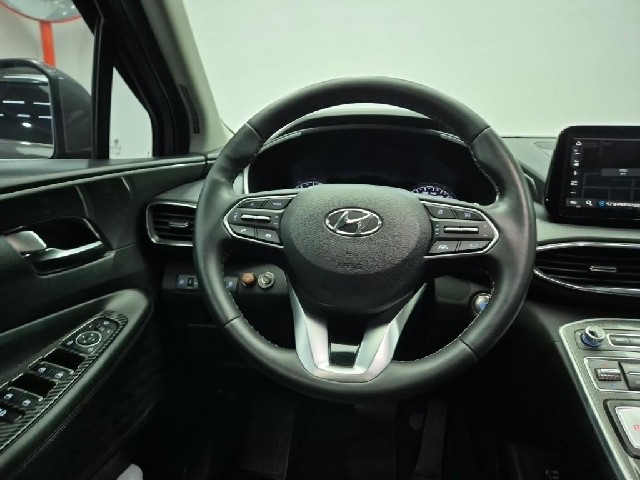 6081000983R9.jpg