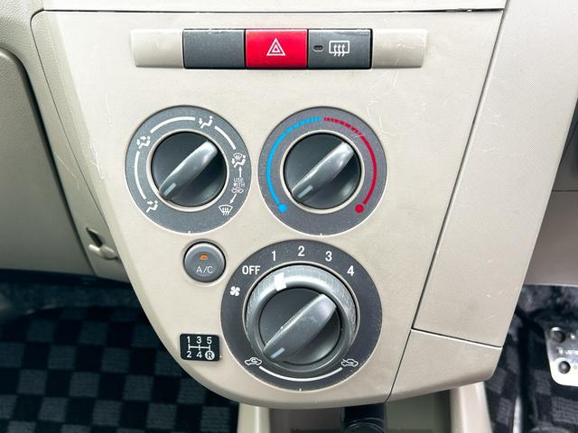 0803124A30260513W00503.jpg