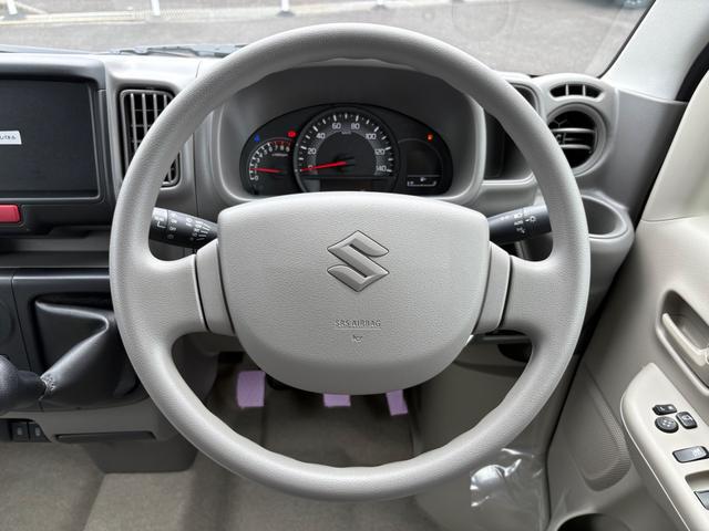 0804637A30260509W00215.jpg