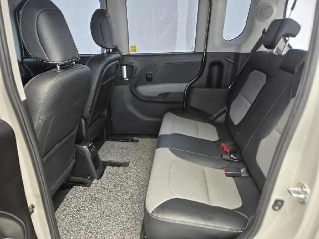 6061500481R12.jpg