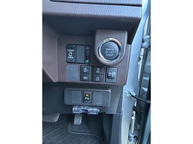 0122366A30250220W00216.jpg