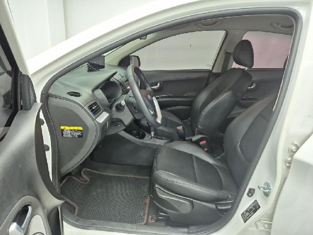 6061000842R11.jpg