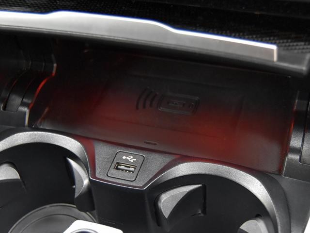 9200363A30261005W00315.jpg