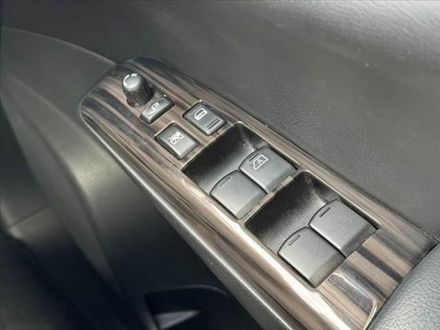 9fef57a3c7bc025000bf511f565d0c94.jpg
