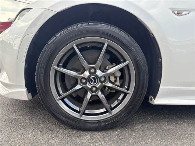 5a6ae8dbf9e53dddcec6c92aeb7ebee8.jpg